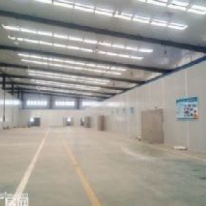 西部大道西头1000平300平适合做机器加工钢结构