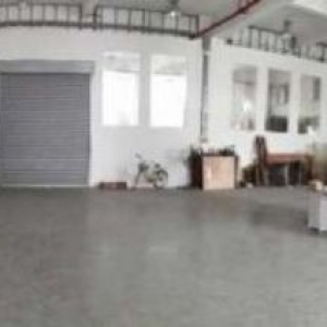 西三环鱼化工业园标准办公厂房1层500平750平二层830平