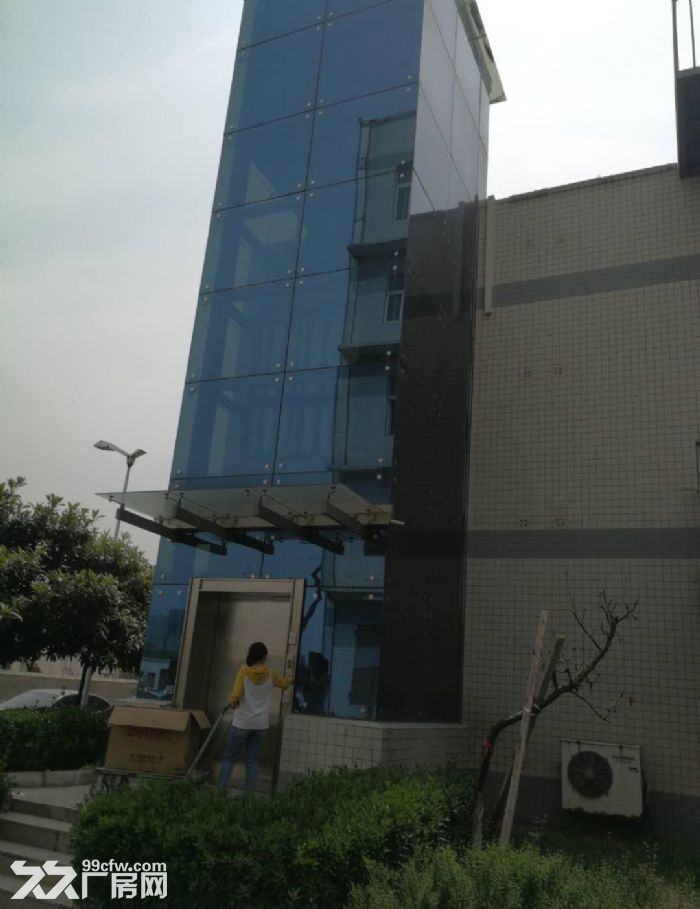 出租高新区锦业路与丈八四路十字1100平-图2