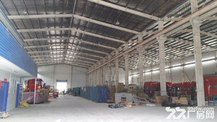 高陵泾河工业园钢结构厂房5000平米