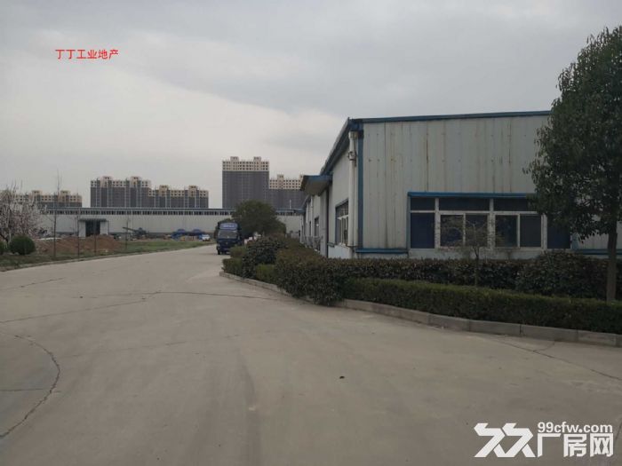 出租泾河工业园厂房1250平简装修1层厂房屁啊你一很粗壮