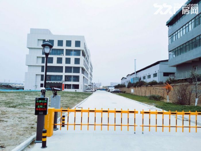 西安北郊高铁新城标准厂房出租非中介可分割可环评