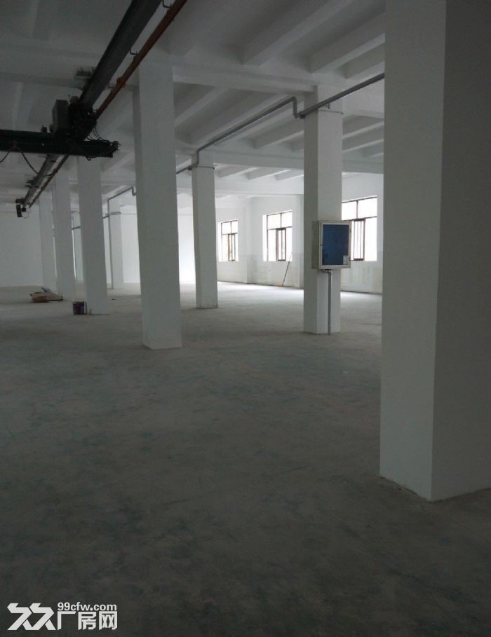 出租莲湖区大庆路标准厂房-图3