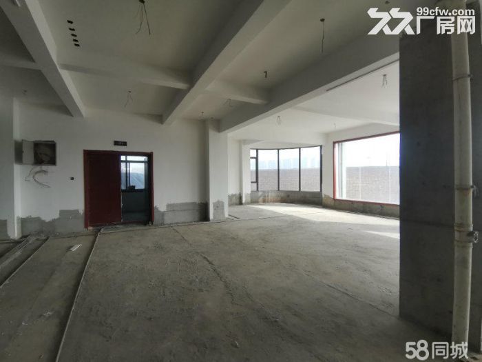 未央草滩混凝土砖混结构一层厂房 办公楼出租-图3