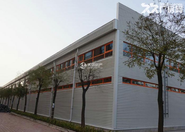 西安高新区独栋厂房 占地12亩带院子 挑高10米整栋出租 含税