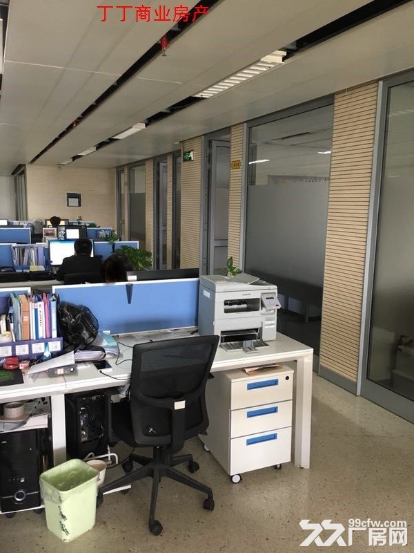 西部大道精装办公厂房1100平半地下室600平半地下室厂房出租-图3