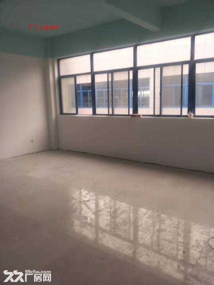 高新科技园整层 900 简装科研产厂房出租