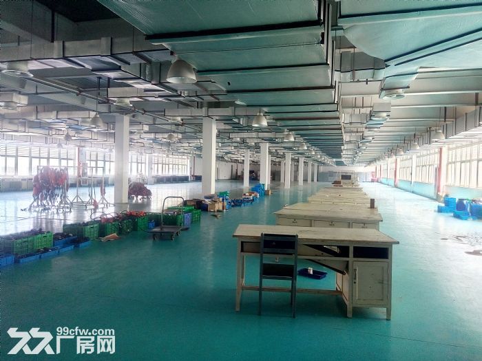 西部大道1500平的框架结构厂房可以分割出租