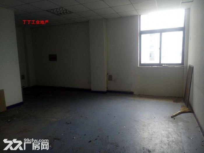 地铁口太白南路办公厂房260平740平560平出租